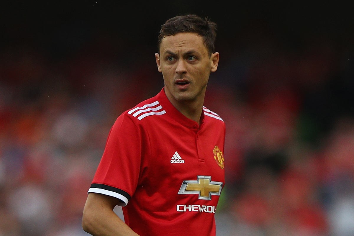 易中仍有利 易中仍有利